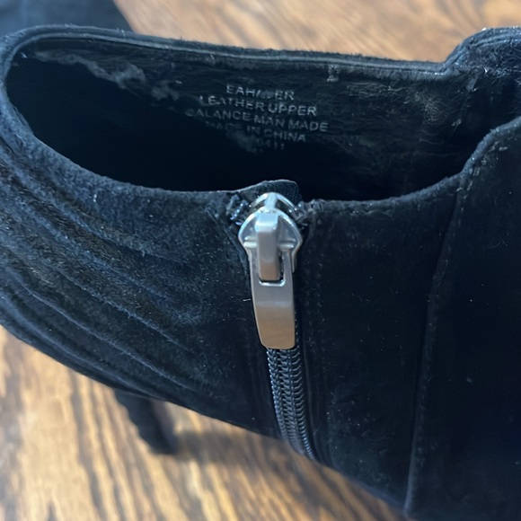 Enzo Angelina suede booties. - Picture 5 of 9